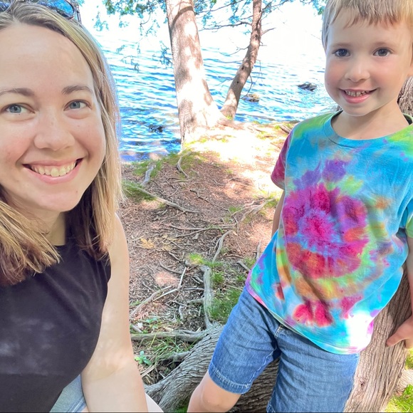 Meet your Posher, Esther - Picture 1 of 1